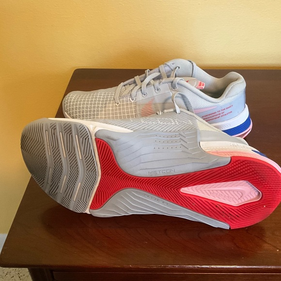 Nike Metcon 6 Sneakers - Picture 3 of 7